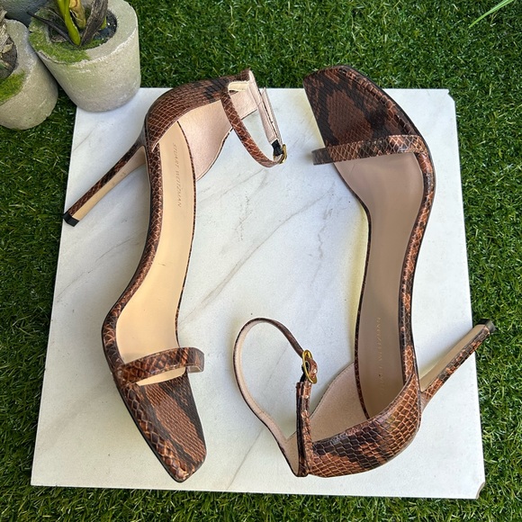 Stuart Weitzman Amelina 95 Snake-Embossed Leather Sandal Size 9.5 - Picture 10 of 12